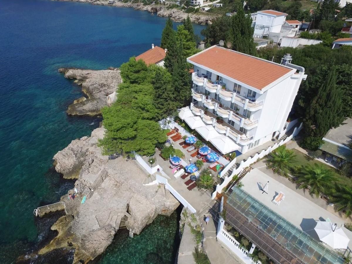 Гостевой дом Apartments & Rooms Elite Добра-Вода-7