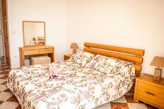 Гостевой дом Apartments & Rooms Elite Добра-Вода Двухместный номер с 1 кроватью с видом на море-3