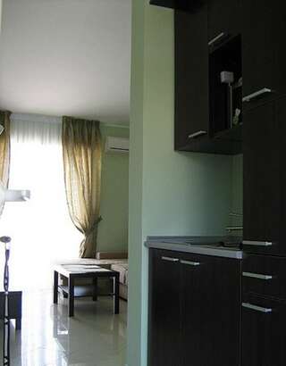 Гостевой дом Apartments & Rooms Elite Добра-Вода Апартаменты с 1 спальней и видом на море-3