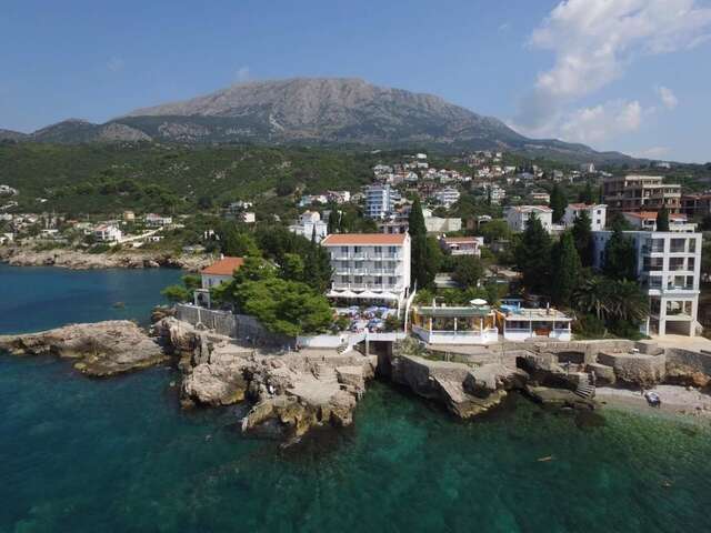 Гостевой дом Apartments & Rooms Elite Добра-Вода-3