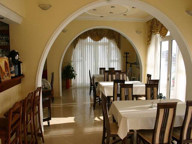 Гостевой дом Apartments & Rooms Elite Добра-Вода-15